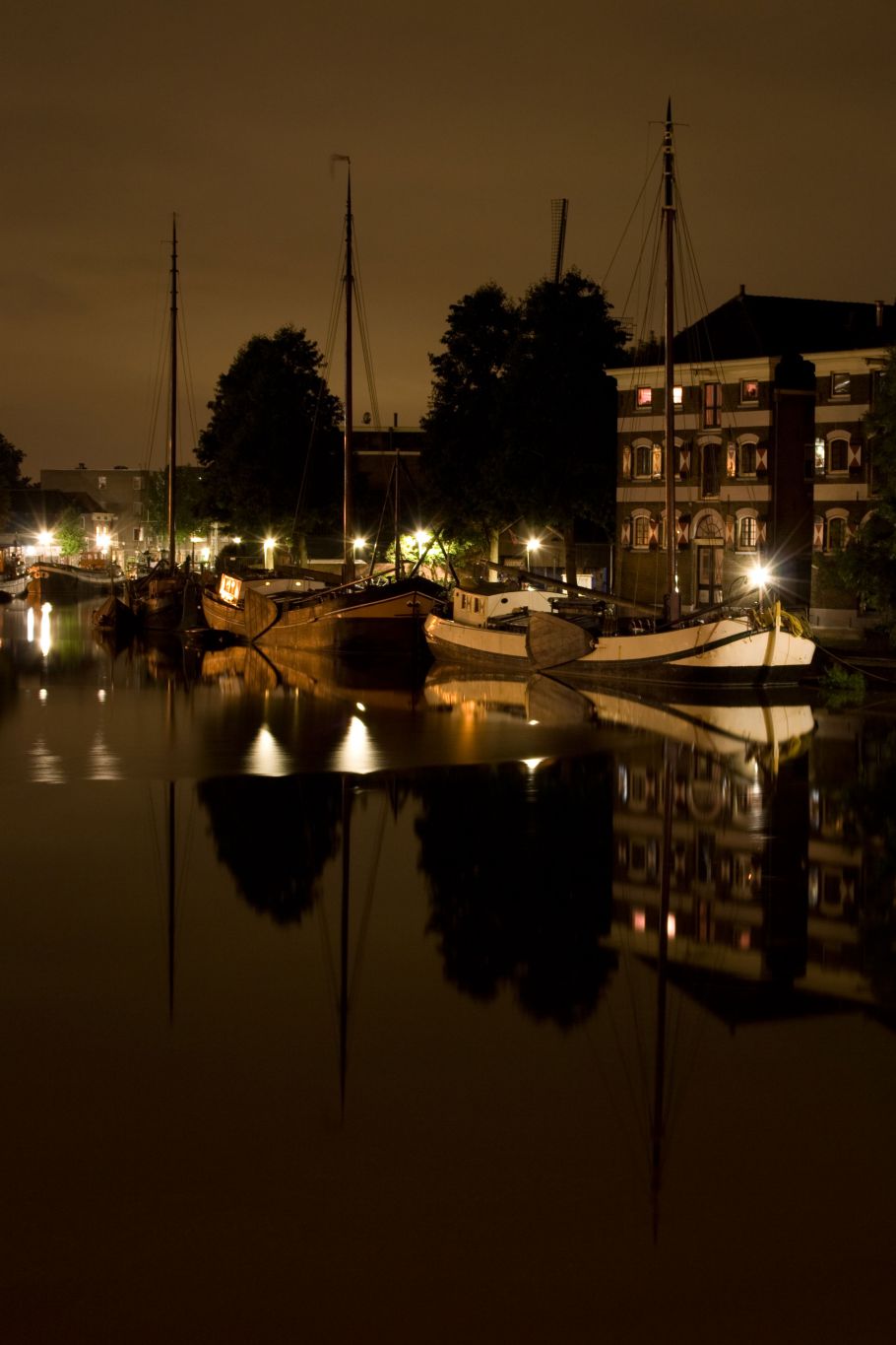Gouda, Museumhaven bij nacht